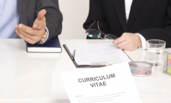 Mi CV es demasiado largo: 3 formas de optimizar tu My CV is too long: 3 ways to streamline your résumé