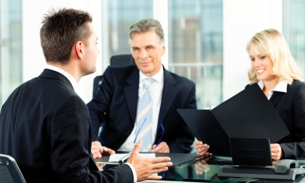 ¿Deberías hacer un seguimiento después de una entrevista de trabajo? ¿Deberías hacer un seguimiento después de una entrevista de trabajo?